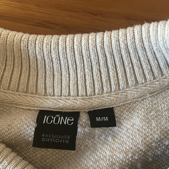 Simons Fuzzy Colourblock Sweater (Size M) - Picture 4 of 4